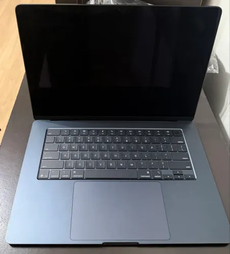 MacBook Air M4 15 polegadas 16GB / 512GB (AppleCare até 2028)