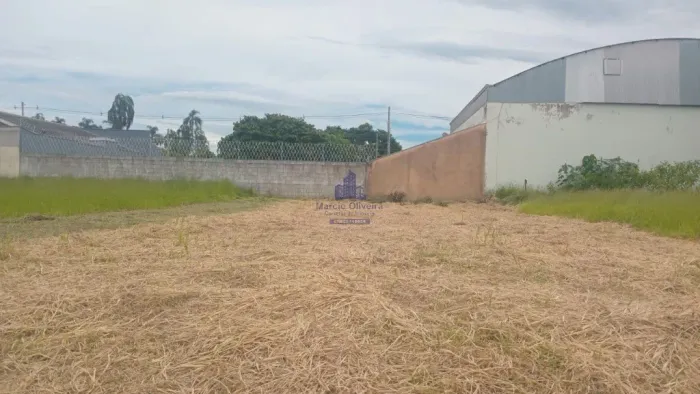 Terreno em Condomínio à Venda em Taubaté-SP, Bairro Quiririm - 360m² de Área!