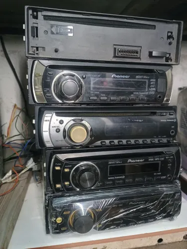 Vendo um lote de rádio Pioneer