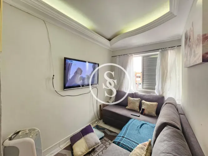 Condomínio Edifício Jacarandás - Apartamento com 3 dormitórios à venda, 56 m² por R$ 330.0