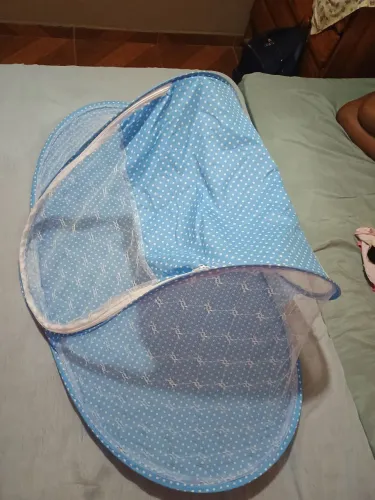 Berço portátil mosquiteiro