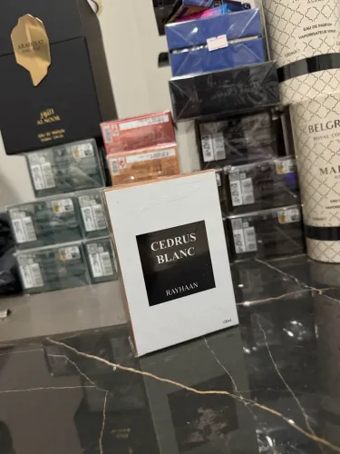 Rayhaan Cedrus Blanc 100ml lançamento