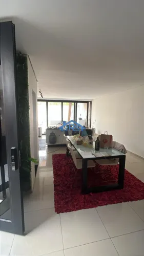 Sobrado à venda em Barueri, Jardim Flórida, com 3 quartos, com 180 m²