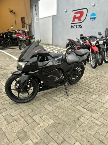 NINJA 250 R ZERADA 2011