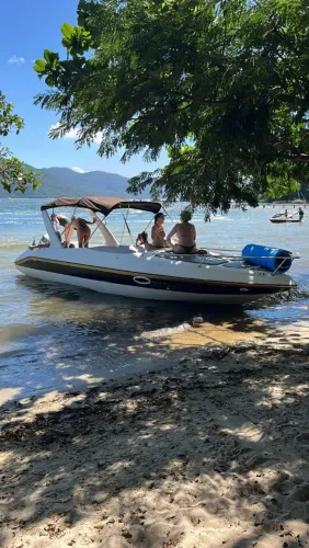 Vendo Lancha Runner - 26 pés 
