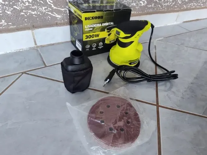 Lixadeira Orbital Elétrica 300w Real Profissional 125mm Com Auto Vácuo Coletor De Pó + 16