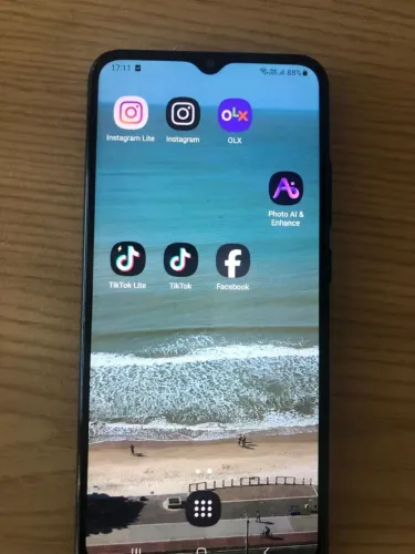 Celular Sansung Galaxy A03 preto semi novo