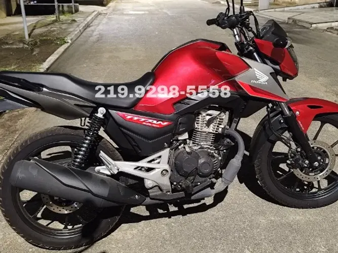 TITAN 160 2025 MUITO NOVA 994km