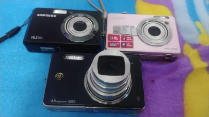 LOTE DE CAMERAS ANTIGAS E MUITAS DELAS COM OS CASE´S !!!