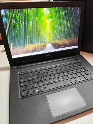Notebook Dell Vostro 14 - Intel i5 7ª geração, 8GB Ram e SSD 240GB.