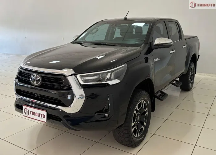 Toyota Hilux CD SRX 4X4 2.8 TDI 16V Diesel Aut. 2023