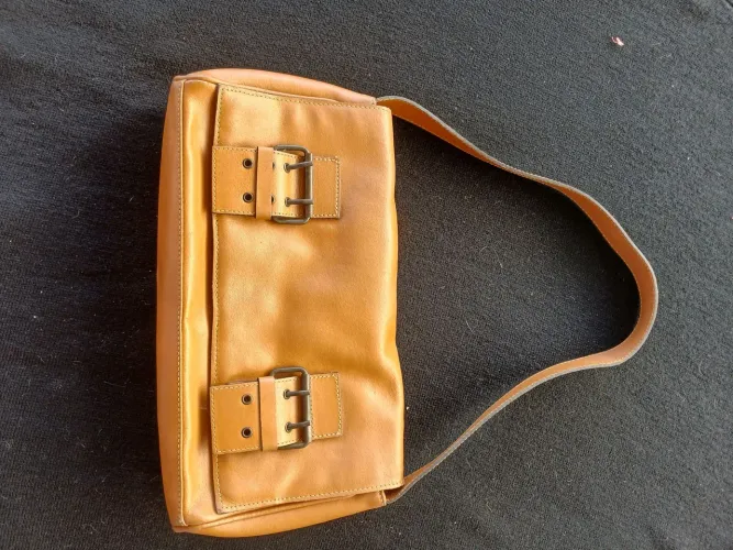 Vendo bolsa vintage cor caramelo