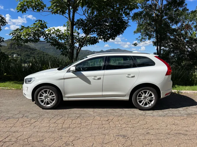 Volvo XC 60 2.0 T5 5P 2015