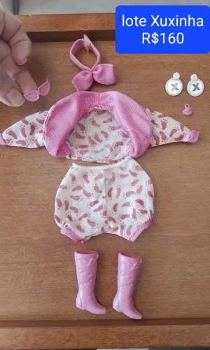 Acessórios e roupa Xuxinha