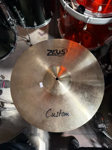 Crash Zeus Custom