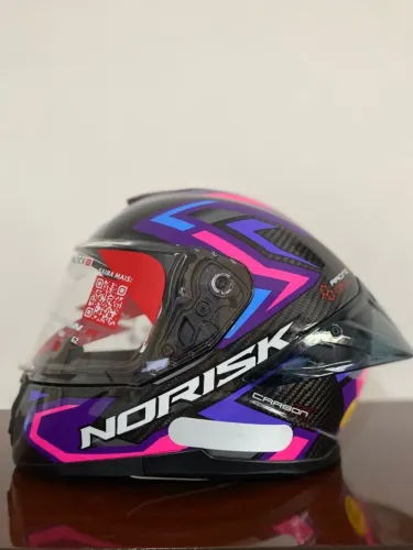 CAPACETE NORISK CARBONO