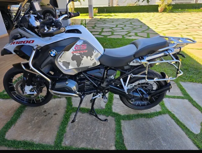 BMW 1200 adventure