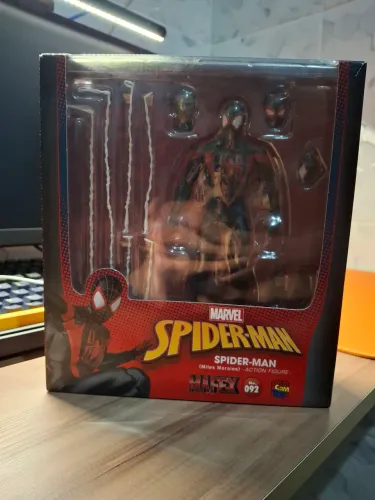 Spiderman Miles MAFEX