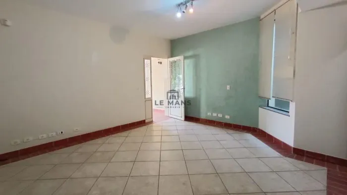 Sala para alugar em Piracicaba, Alto, com 22.5 m²