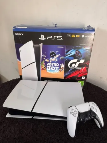 PlayStation 5 (PS5)