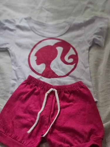 Kit com 4 lindas roupas para Bebê