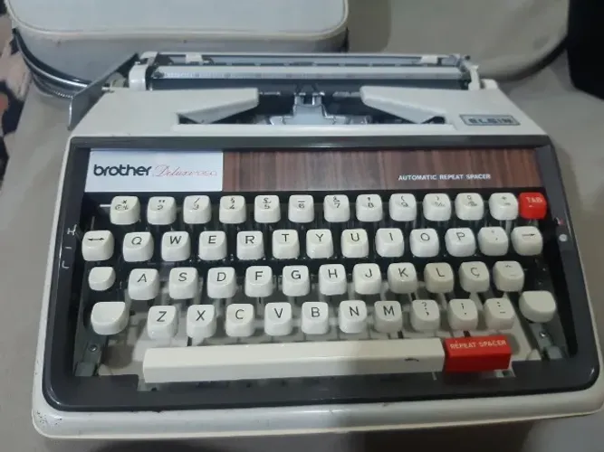  maquina escrever antiga brother raridade vintage