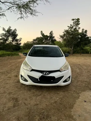 Hyundai HB20S C.plus/c.style 1.6 Flex 16V Mec.4p 2015
