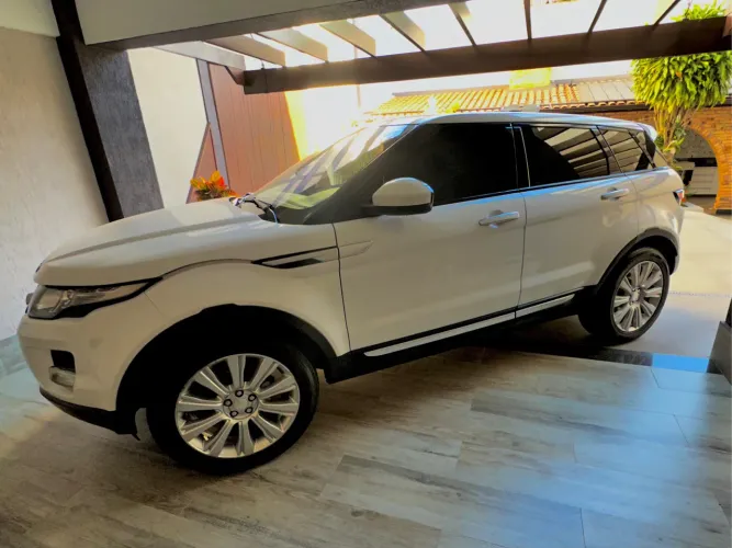 Land Rover Range Rover Evoque Prestige 2.2 5P Dies. 2015