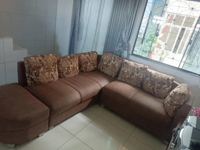 Sofá em L 700$