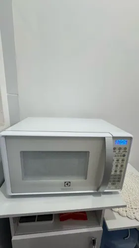 Microondas Eletrolux 20L