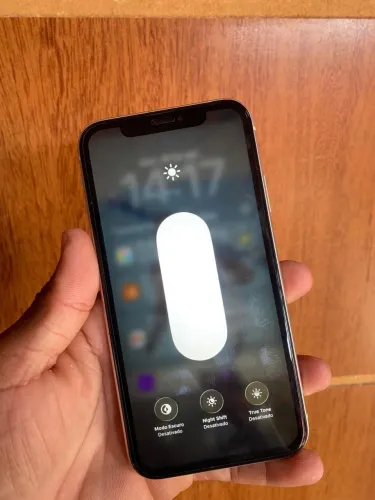 Vendo IPhone 11 em ótimo estado! Aceito propostas.