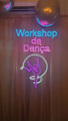 Letreiros neon personalizados
