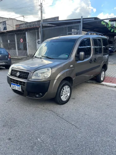 Fiat Doblo Attractive 1.4 Fire Flex 8V 5P 2012