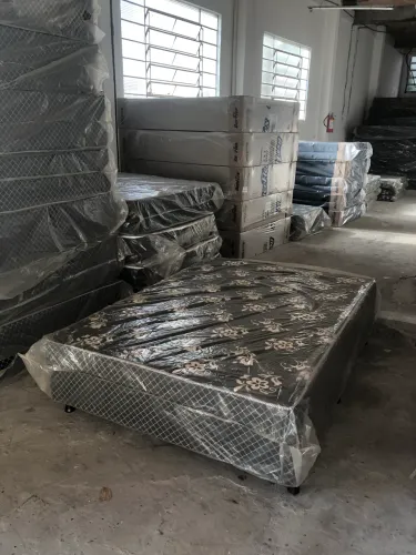 Cama box casal conjugado