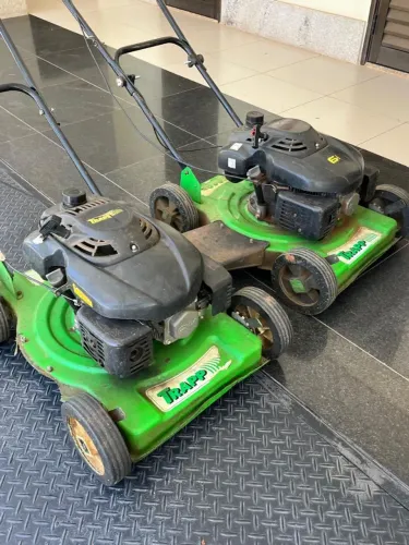 Vendo 2 máquinas de cortar grama 