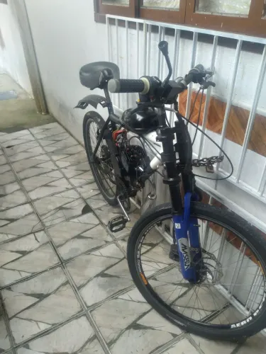 VENDO BICICLETA ELETRICA BEM CUIDADA PRECO BOM