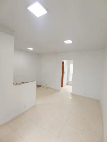 Casa com 2 quartos e espaço para ampliar