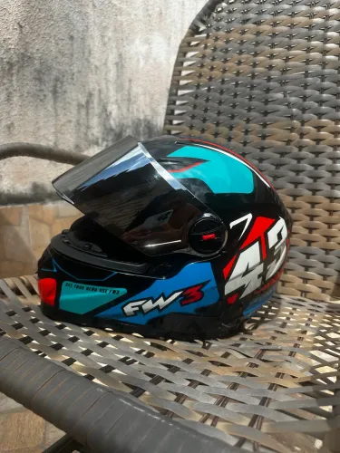 capacete fw3