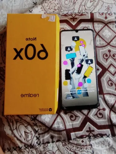 Vendo celular  realme 9 pro 60× na caixa