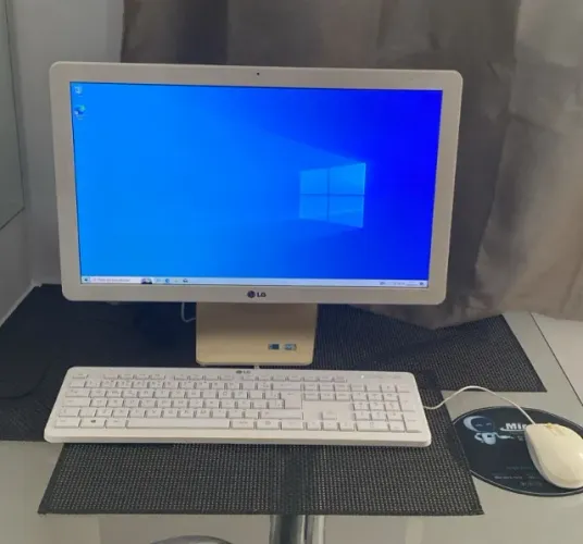 Computador Completo - LG 22v24 Intel Inside