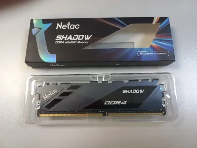 Memória Ram Netac Shadow DDR4 8gb 2666mhz cinza