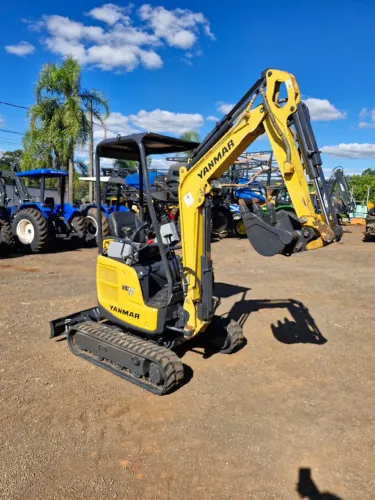 Mini Escavadeira Yanmar Vio17 ano 2021 