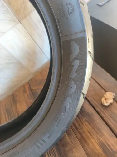 Pneu 150/70 R17