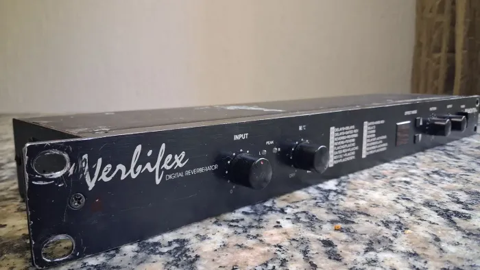 Reverb PHONIC "VERBIFEX"