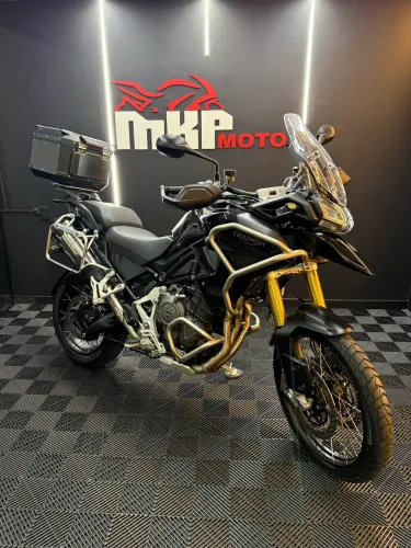 TRIUMPH TIGER 1200 Black Edition