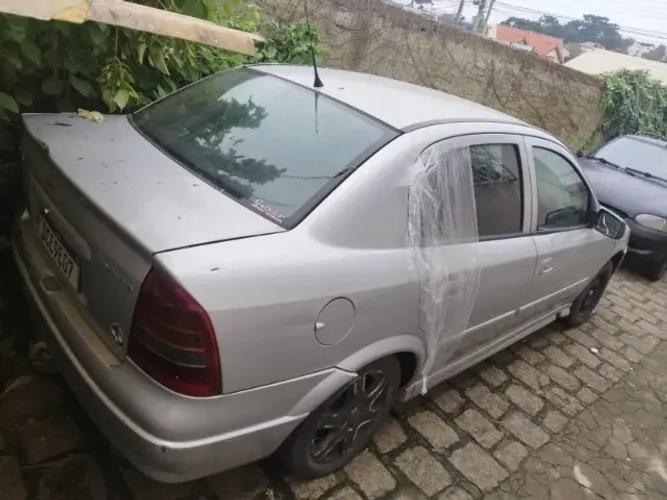 Chevrolet Astra GL Milenium 1.8 MPFI 4P 2001