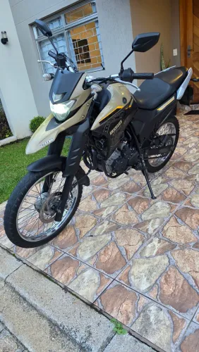 Yamaha Lander - XTZ 250 2023