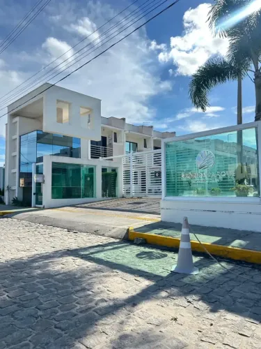 Casa Duplex com 2/4 - 64m² - Condomínio Flórida Parque - Parque das Árvores - Parnamirim R