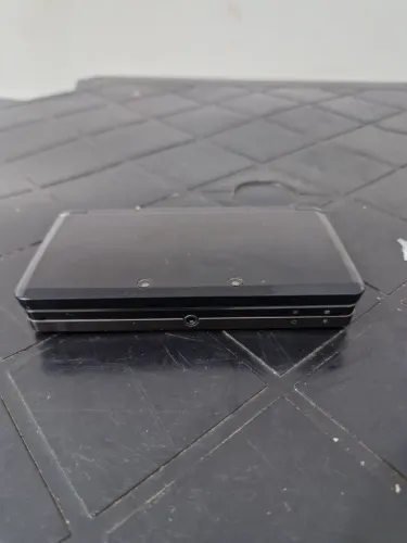 Nintendo 3DS ORIGINAL; Bloqueado com carregador original 