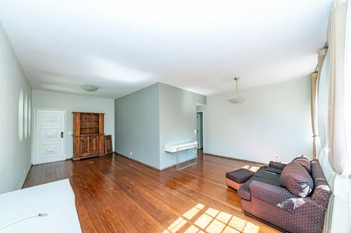 Apartamento à Venda - Coração de Jesus, 4 Quartos, 120 m2